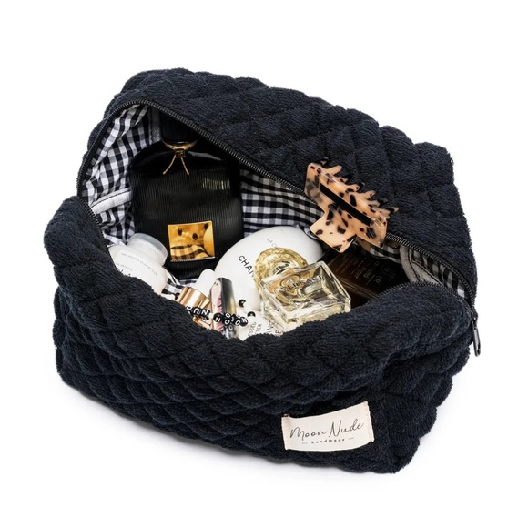 Moon Nude Large makeup bag black quilted furry fluffy plaid gingham white - Picture 3 of 7